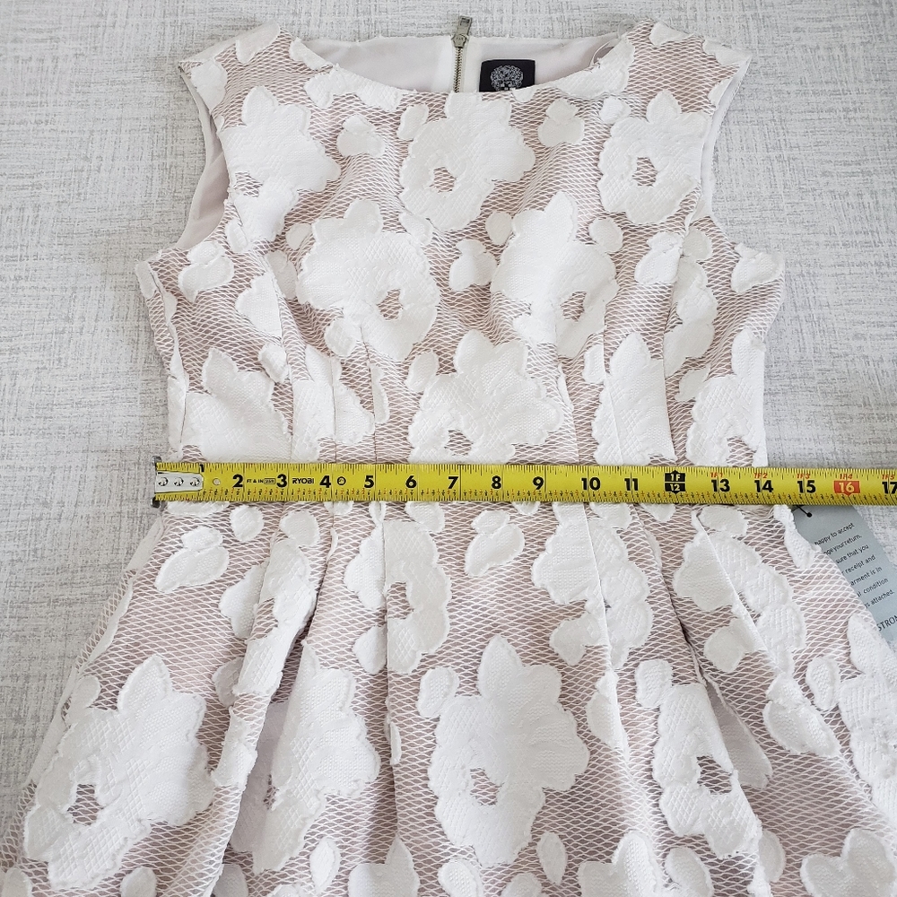 NWOT Vince Camuto Lace Floral Appliqu White A-Line Mini Dress SZ 6 Petite - Picture 9 of 11